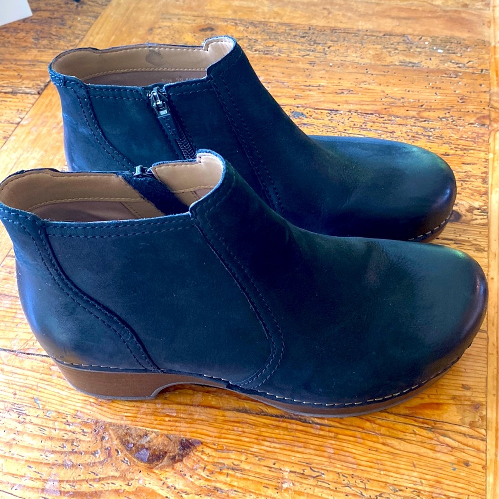 Dansko Women's Black Barbara Low Ankle Boots Clog 39 8.5